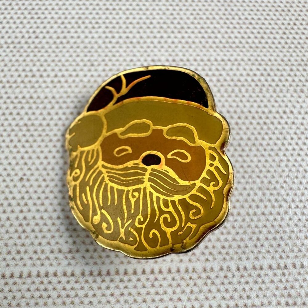 Vintage Enamel Santa Claus Pin 3/4" Gold Tone Holiday Lapel Brooch